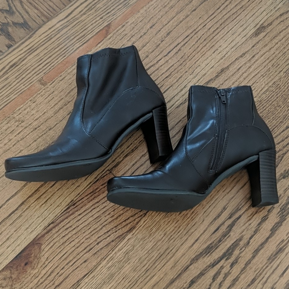 Vintage EA by Etienne Aigner Squared Toe Boots